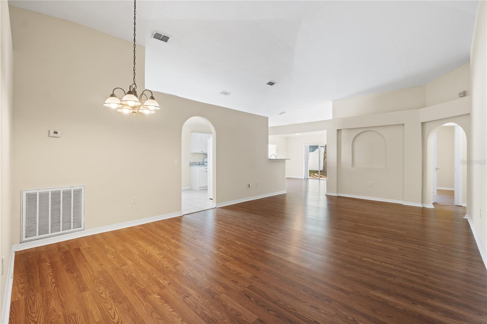 Image 6 of 34 For 2339 Foxtree Road
