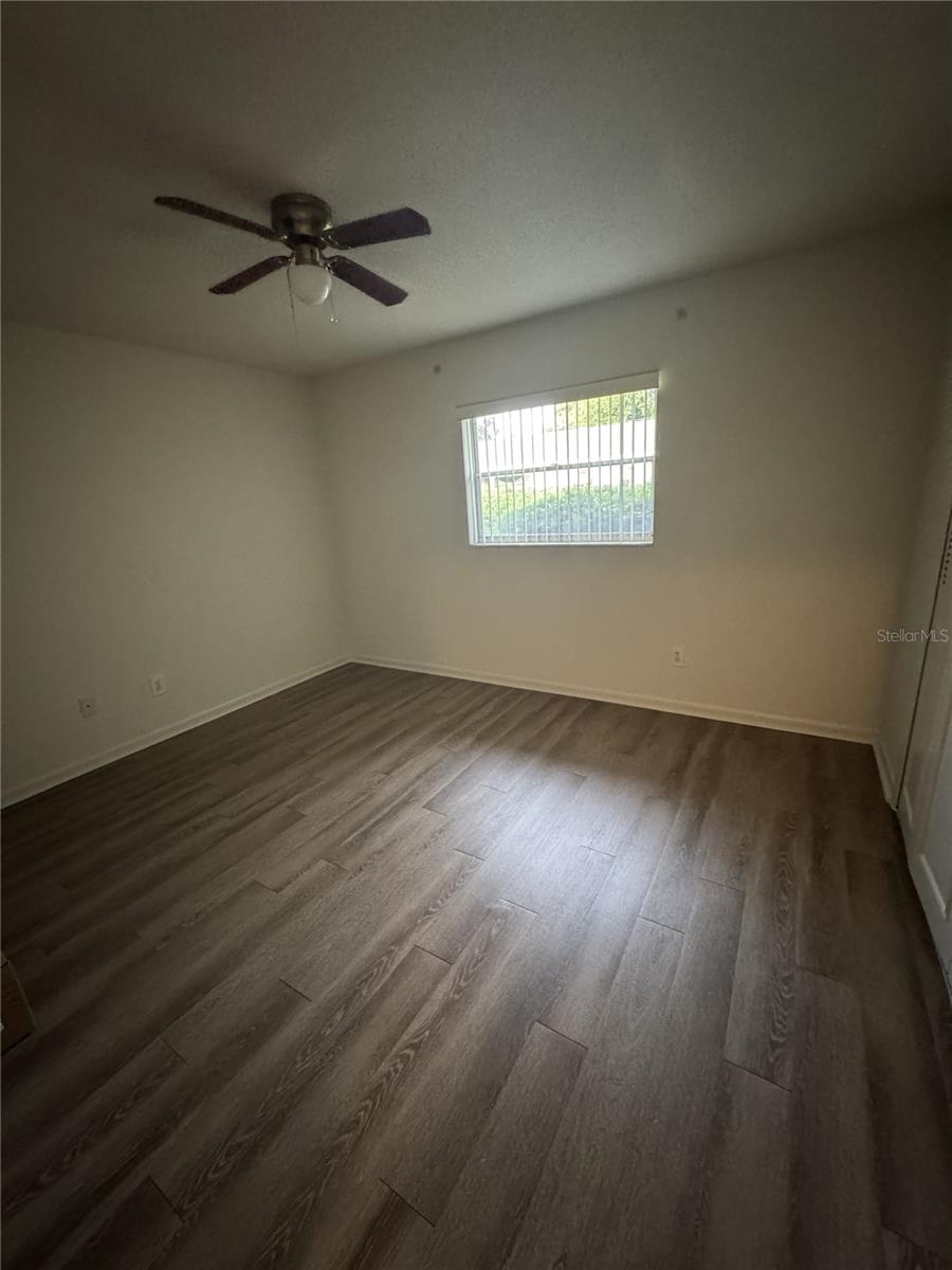 Image 12 of 27 For 424 Almond Street