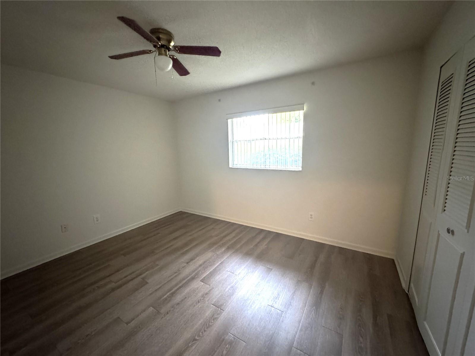 Image 15 of 27 For 424 Almond Street