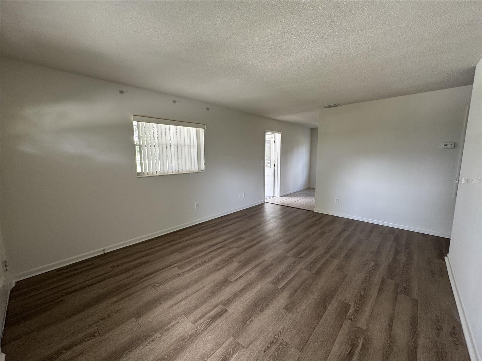 Image 9 of 27 For 424 Almond Street