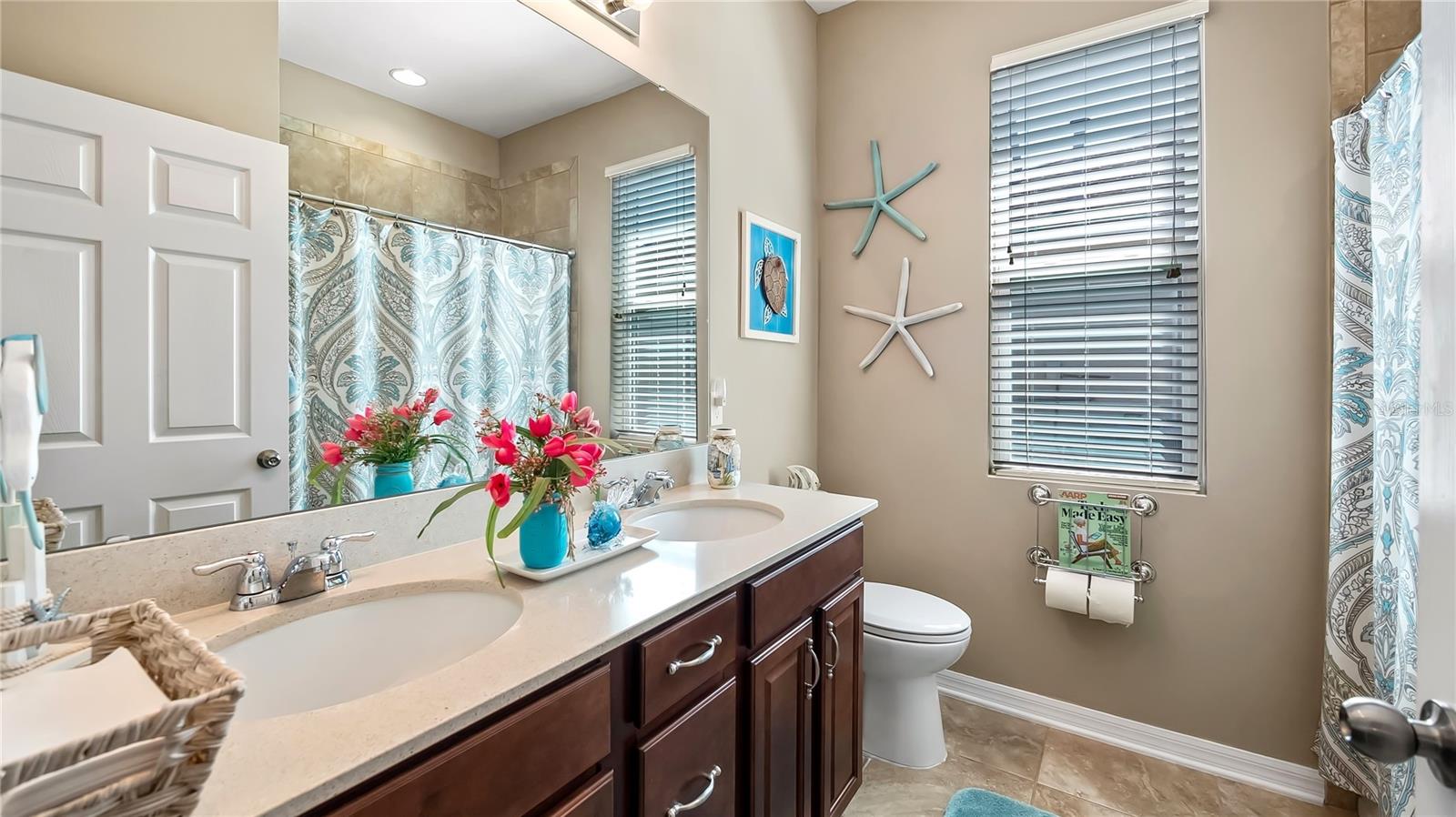 Image 14 of 43 For 26747 White Plains Way
