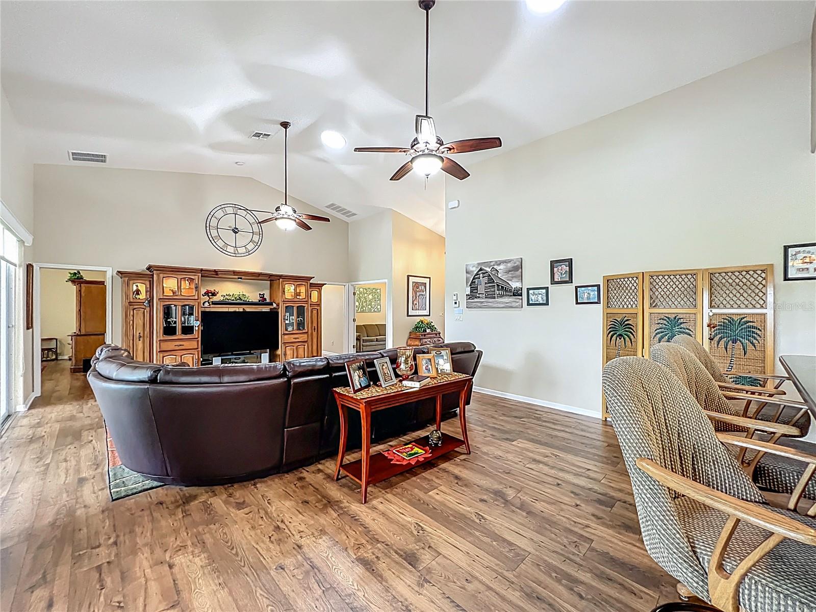 Image 17 of 57 For 5126 Chanticleer Drive