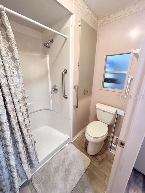 Image 28 of 32 For 427 Hawthorne Boulevard