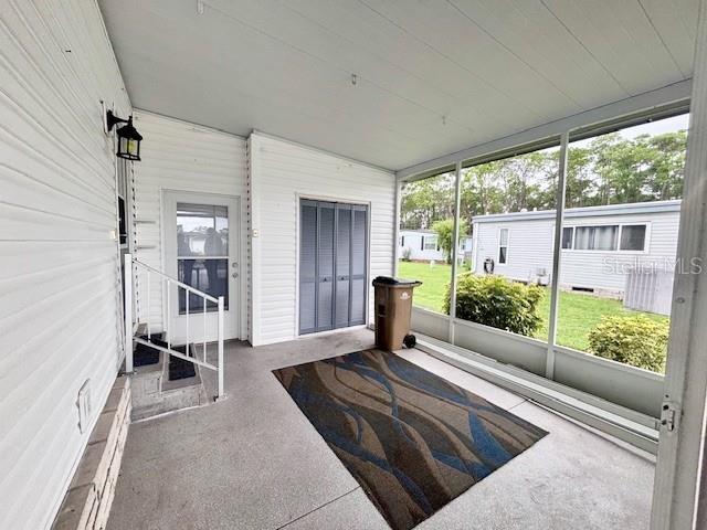 Image 4 of 27 For 427 Hawthorne Boulevard