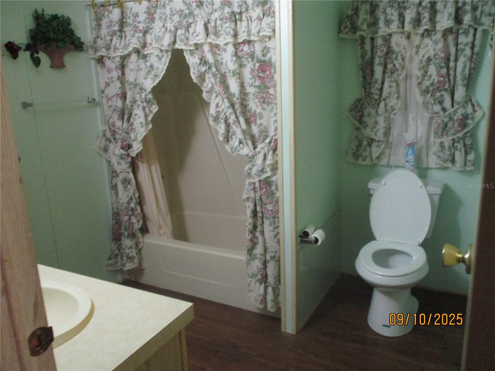 Image 9 of 17 For 1332 Nassau Circle