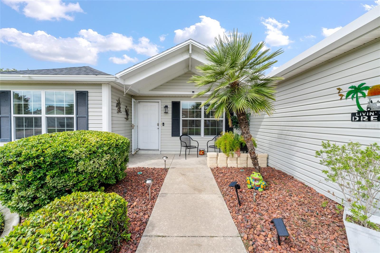 Image 3 of 22 For 17966 89th Natchez Avenue