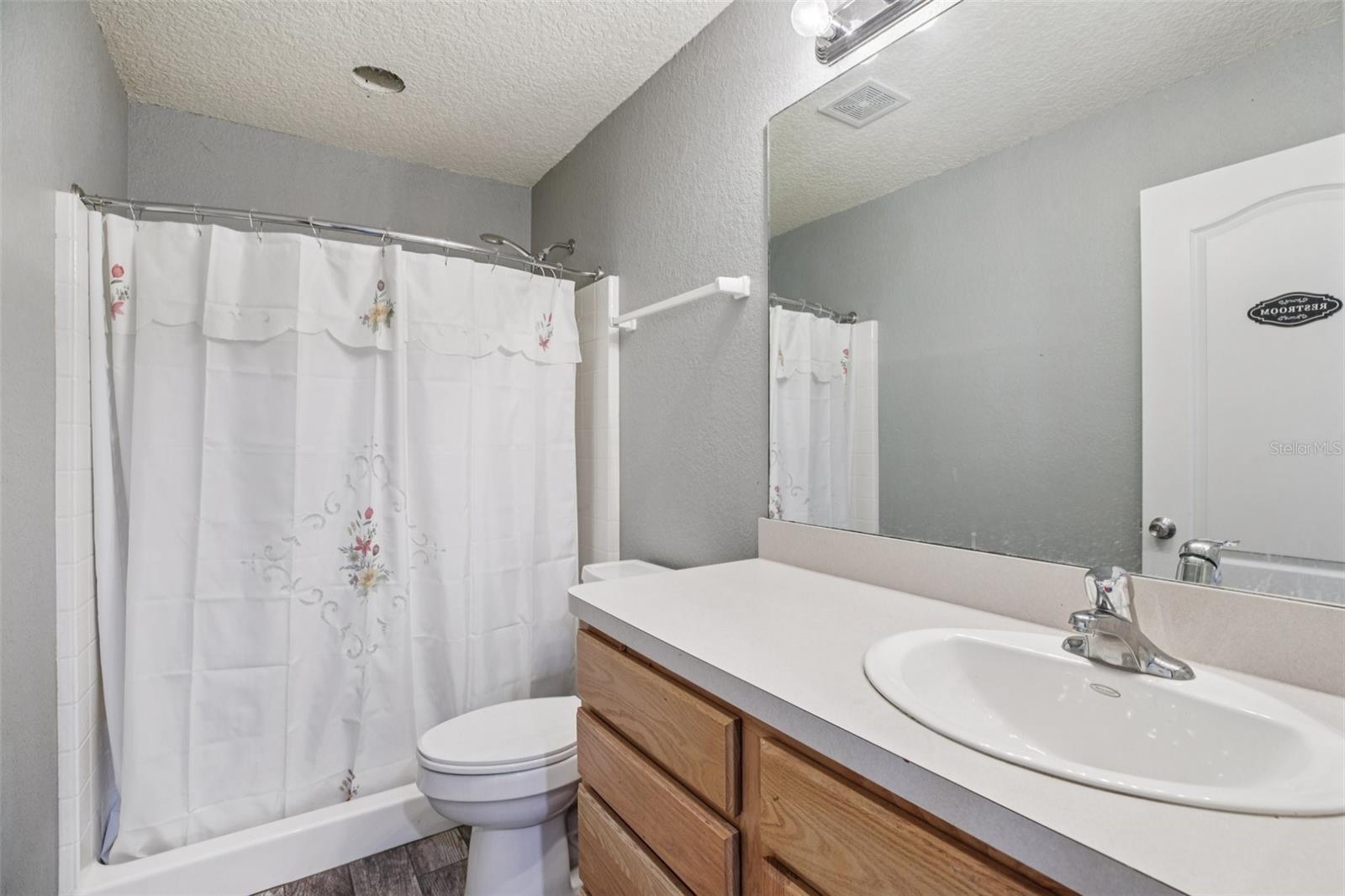 Image 15 of 55 For 13247 Casa Verde Circle