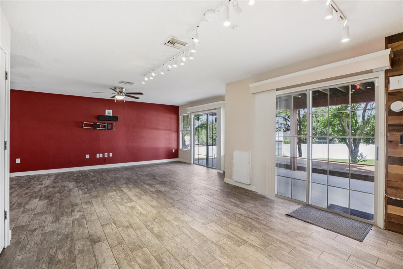 Image 7 of 55 For 13247 Casa Verde Circle