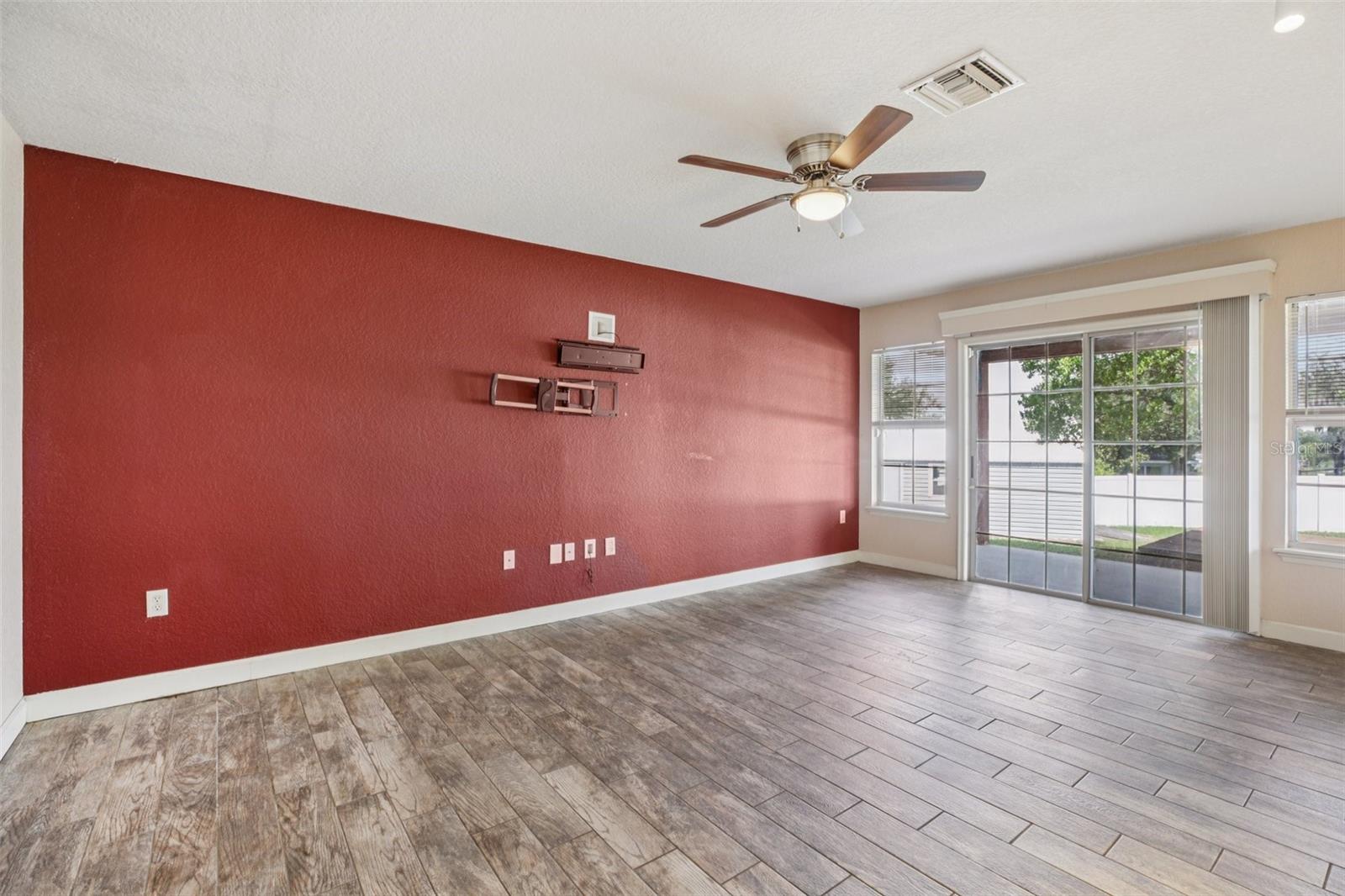 Image 8 of 55 For 13247 Casa Verde Circle