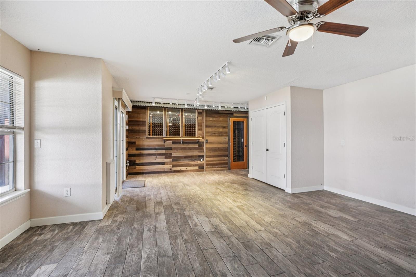 Image 9 of 55 For 13247 Casa Verde Circle