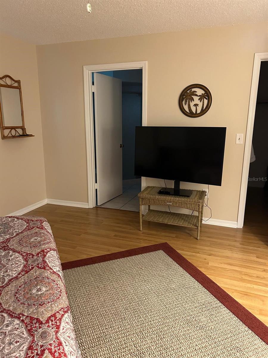 Image 14 of 24 For 10397 176th Street