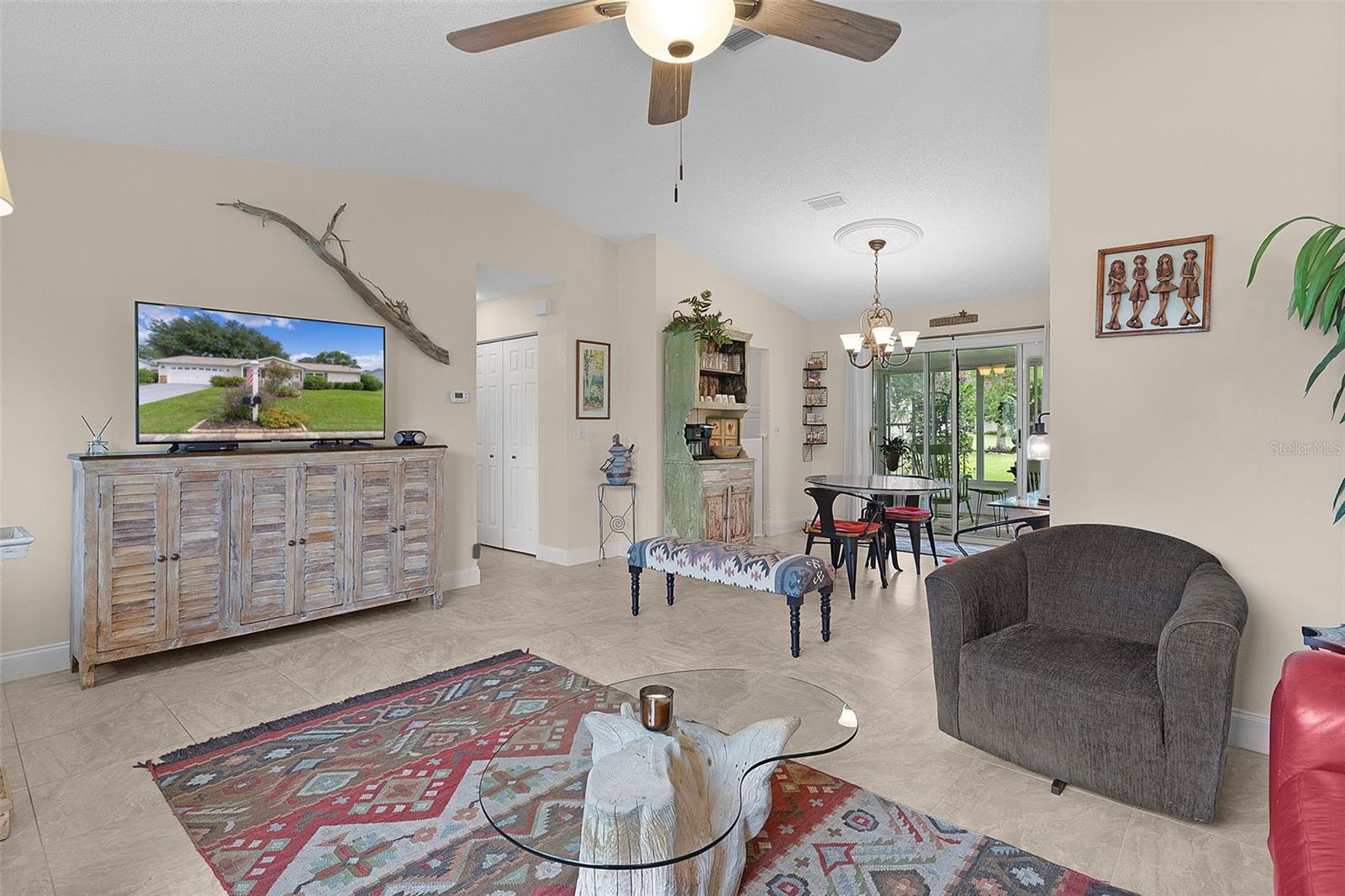 Image 7 of 42 For 10815 178th Street