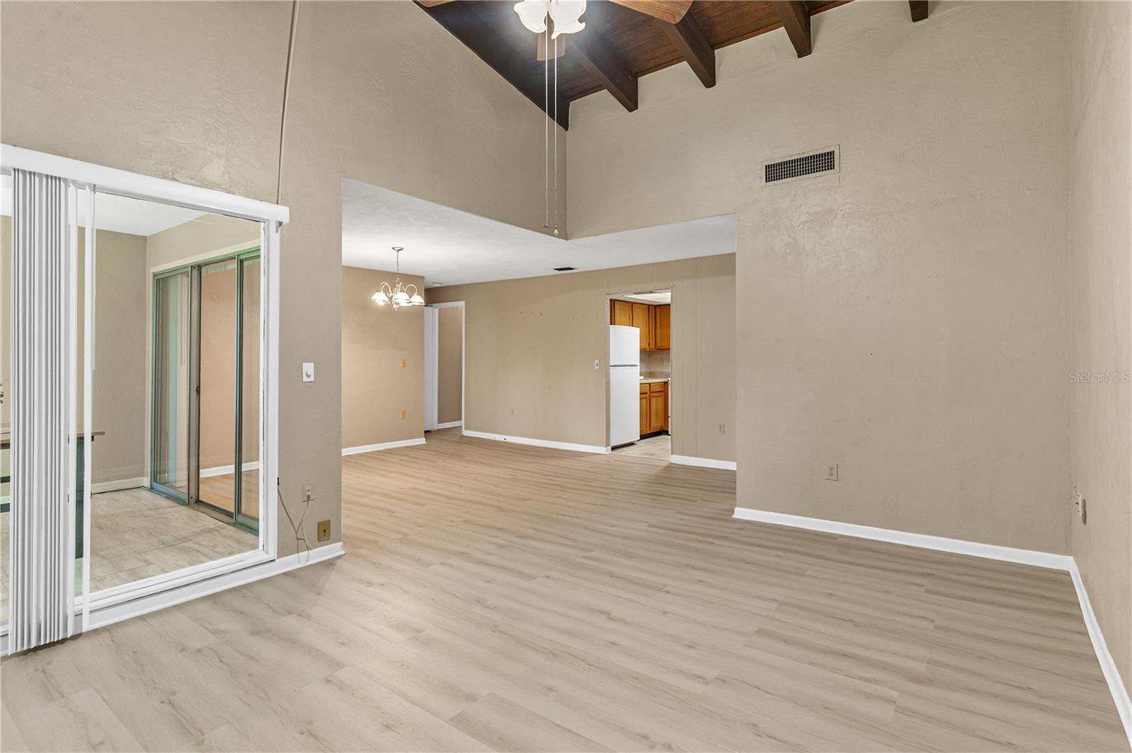 Image 12 of 40 For 14202 Sandalwood Drive 202