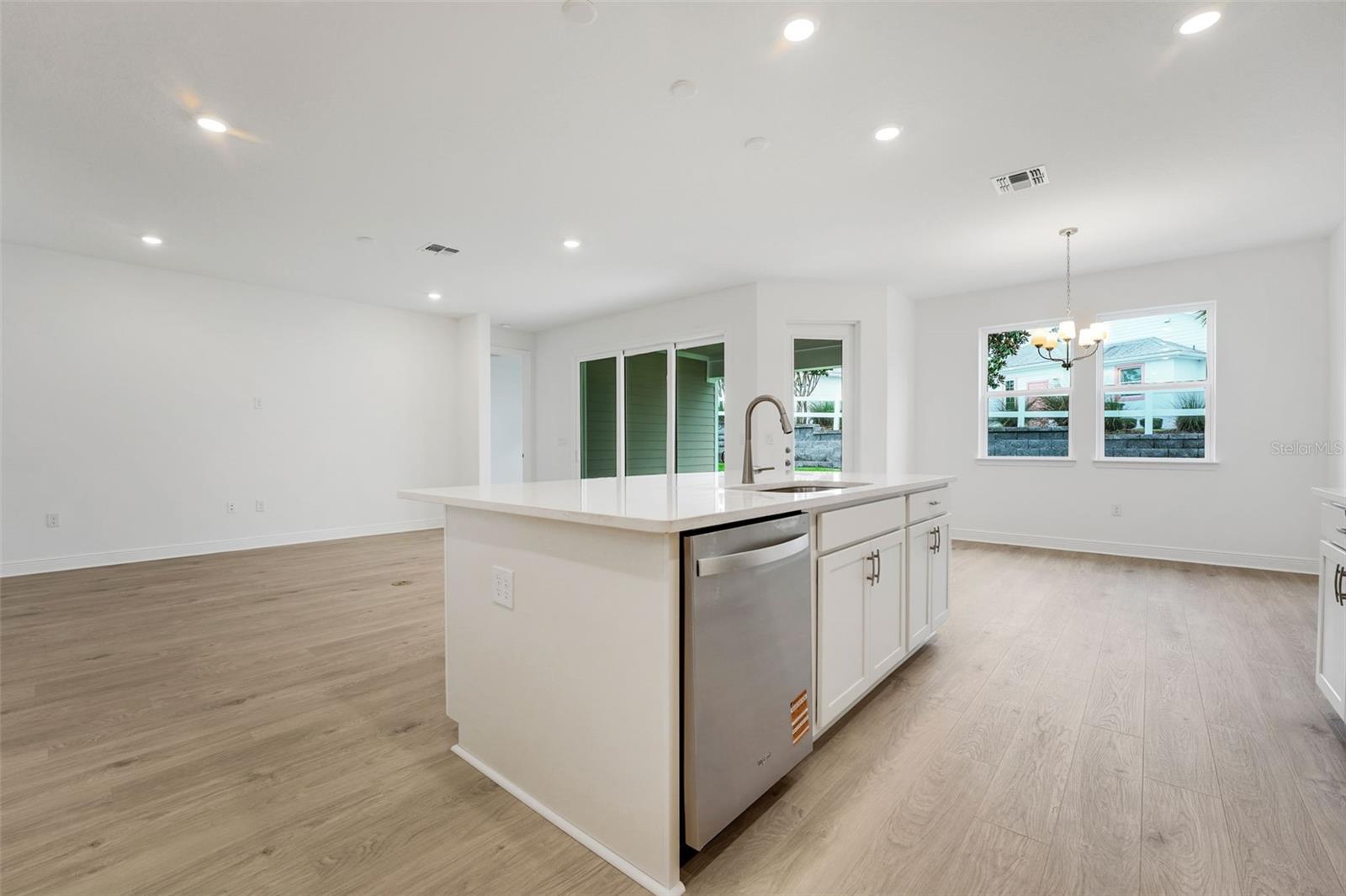 Image 10 of 22 For 983 Fiesta Key Circle