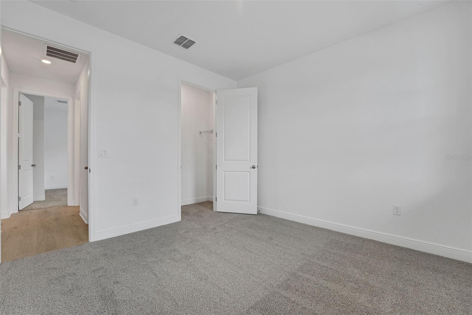 Image 16 of 22 For 983 Fiesta Key Circle