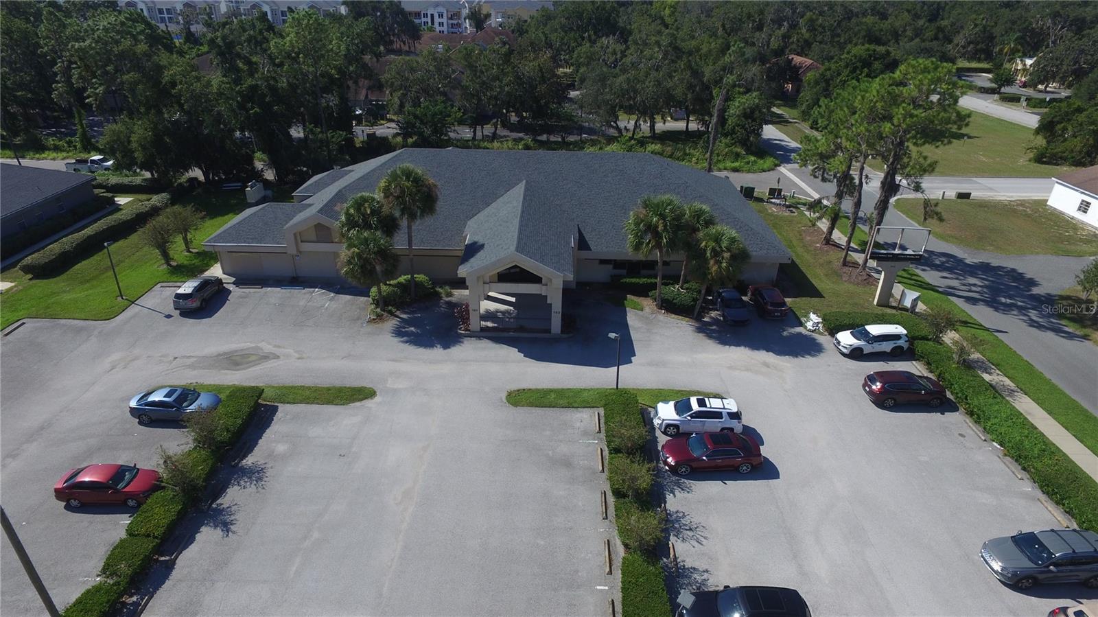 Image 3 of 19 For 640 Lake Street