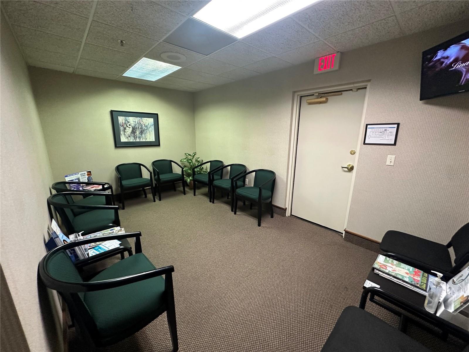 Image 7 of 19 For 640 Lake Street