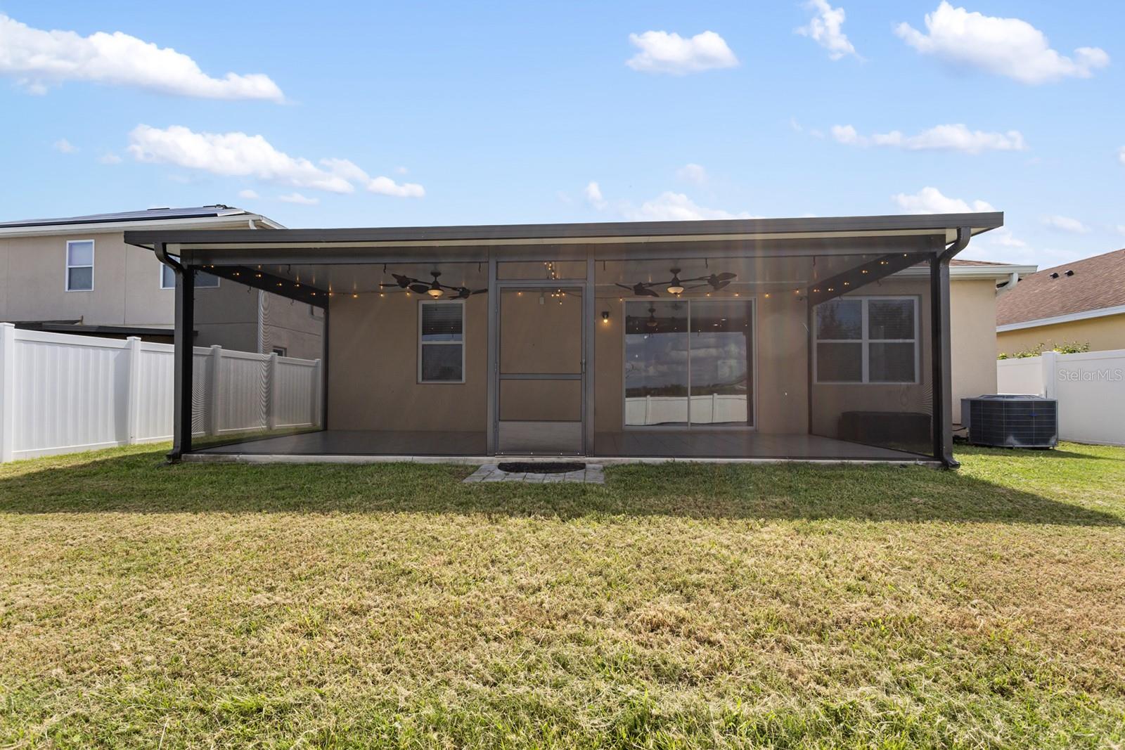 Image 37 of 54 For 485 Kestrel Dr