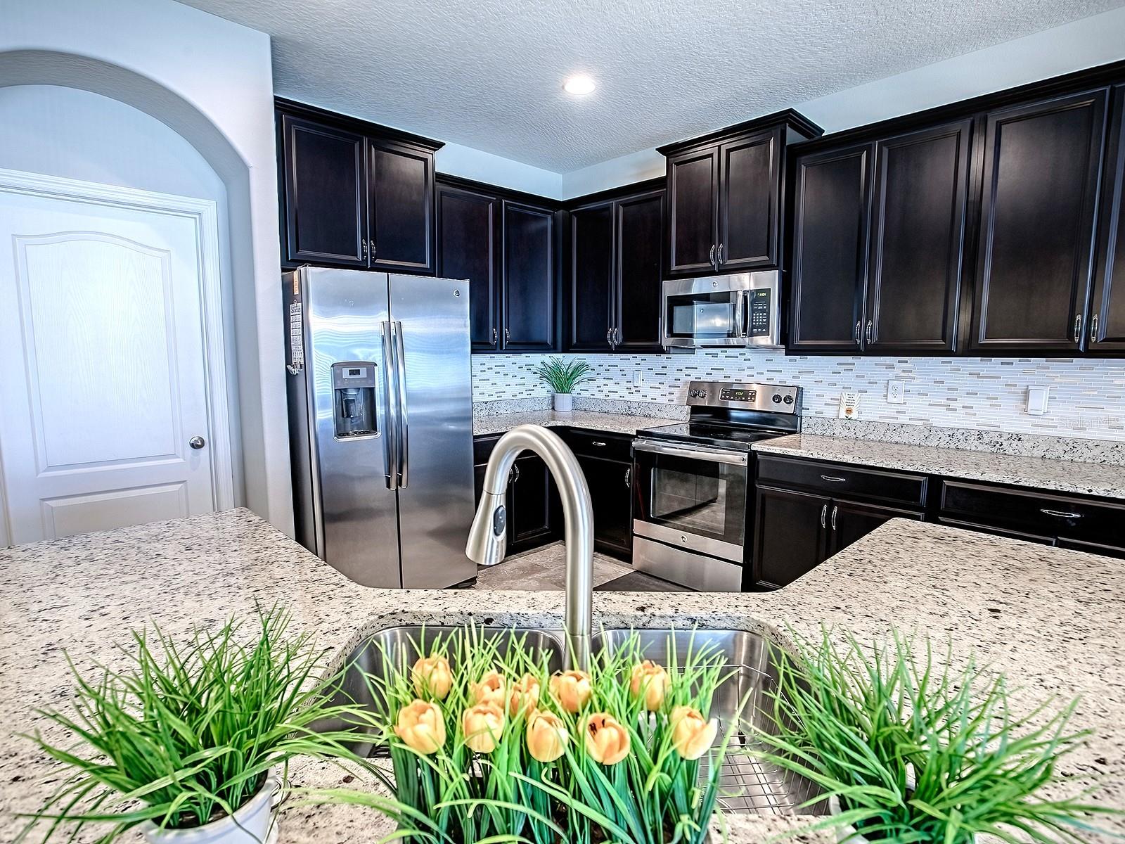 Image 4 of 77 For 1252 Degraw Drive