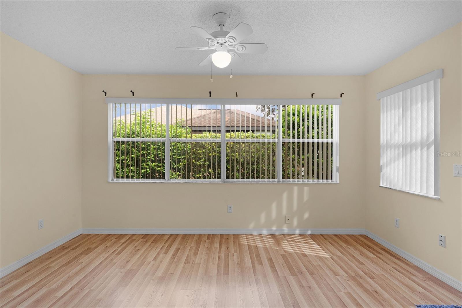 Image 19 of 55 For 1003 Del Mar Drive
