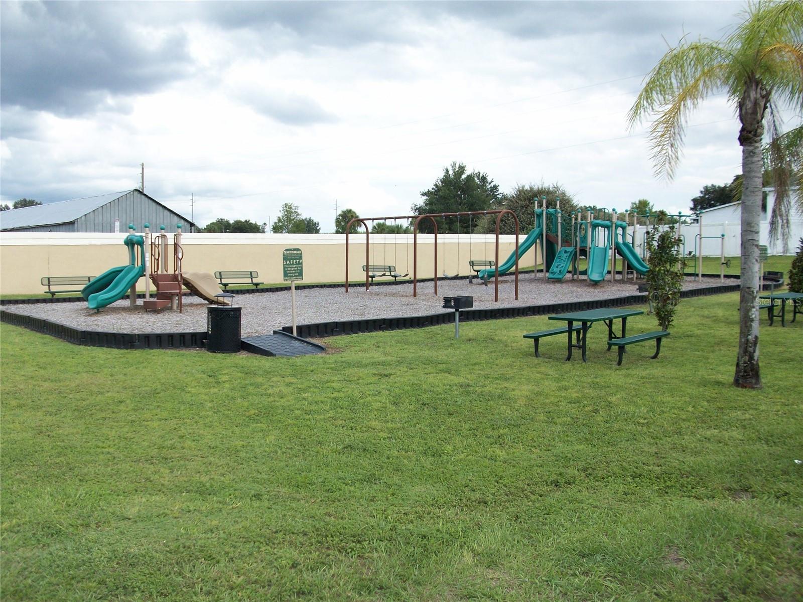 Image 20 of 21 For 511 Coconut Palm Way