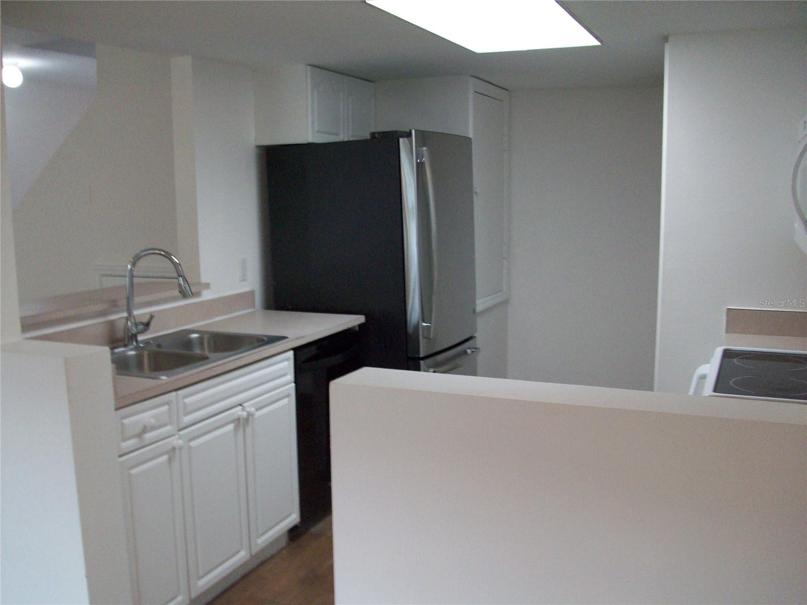 Image 6 of 21 For 511 Coconut Palm Way