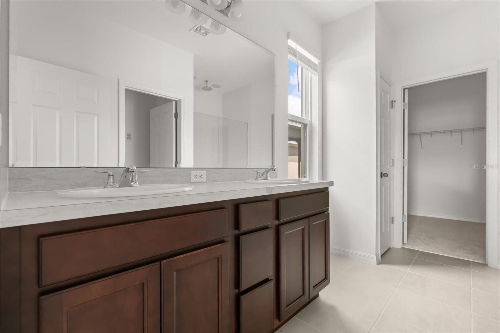 Image 15 of 52 For 6973 Wilson Pasture Avenue