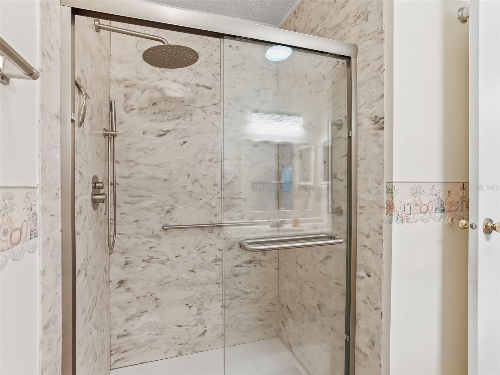 Image 18 of 29 For 1208 Tarpon Lane