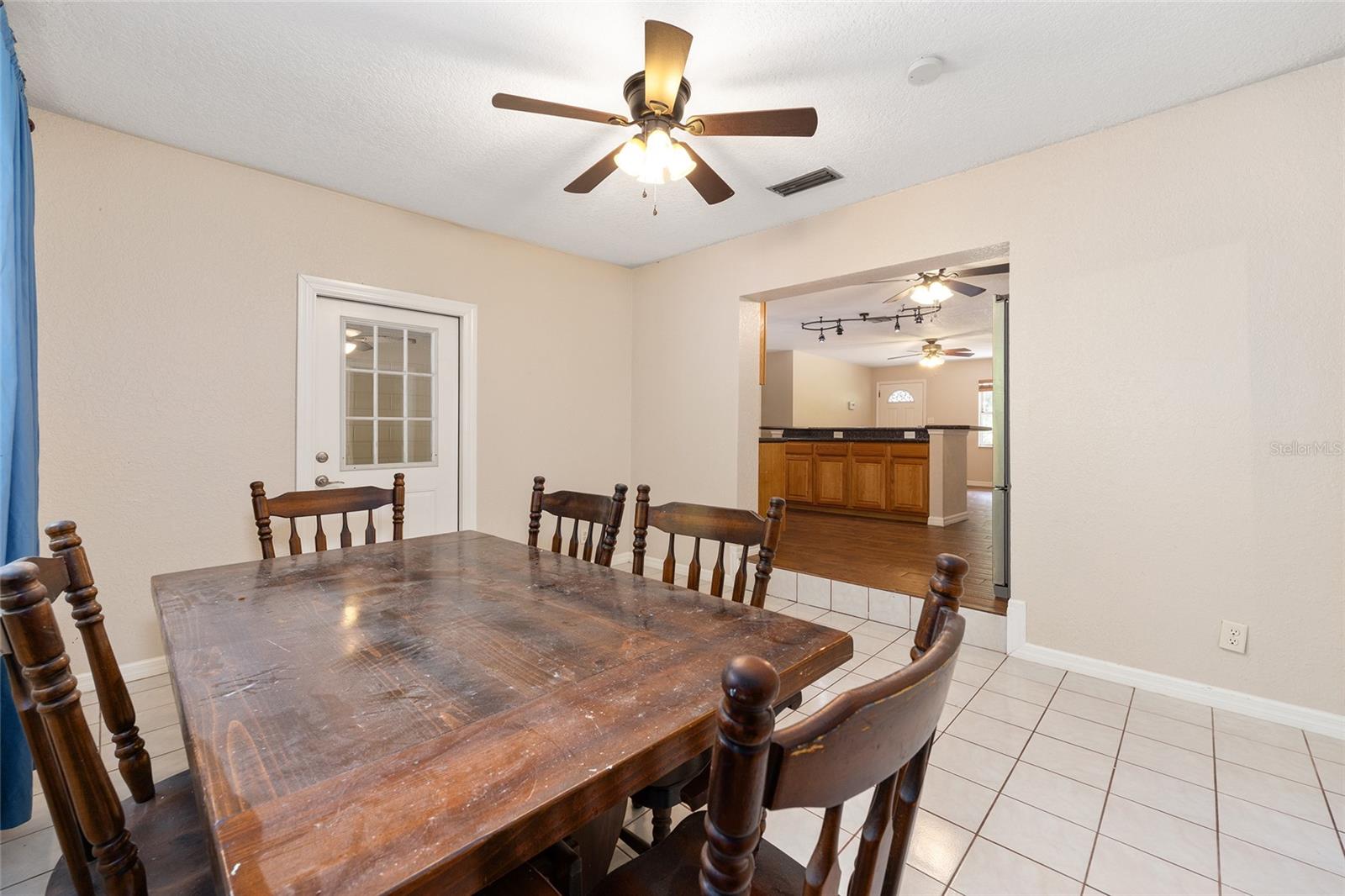 Image 21 of 45 For 3909 Palm Drive