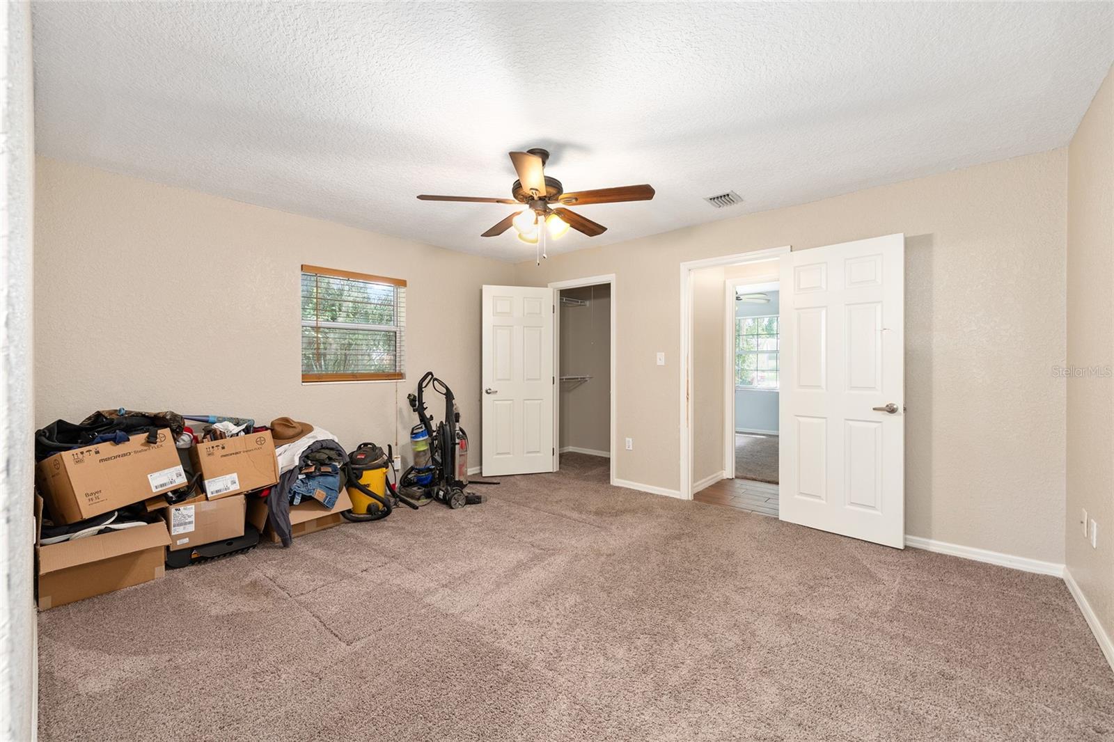 Image 34 of 45 For 3909 Palm Drive