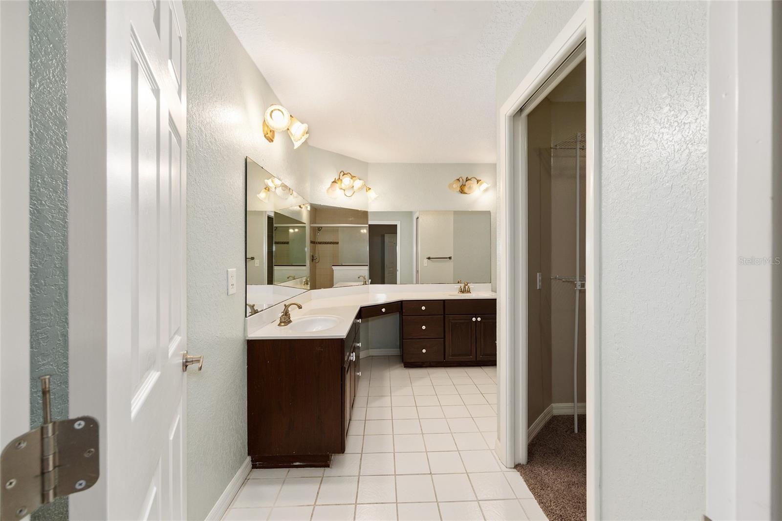 Image 35 of 45 For 3909 Palm Drive