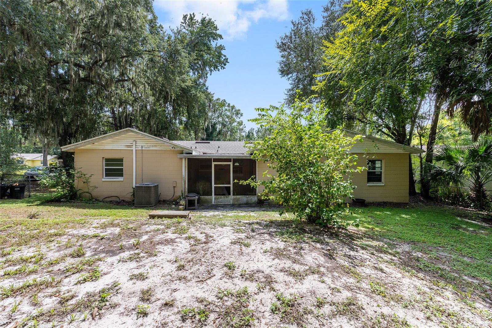 Image 44 of 45 For 3909 Palm Drive
