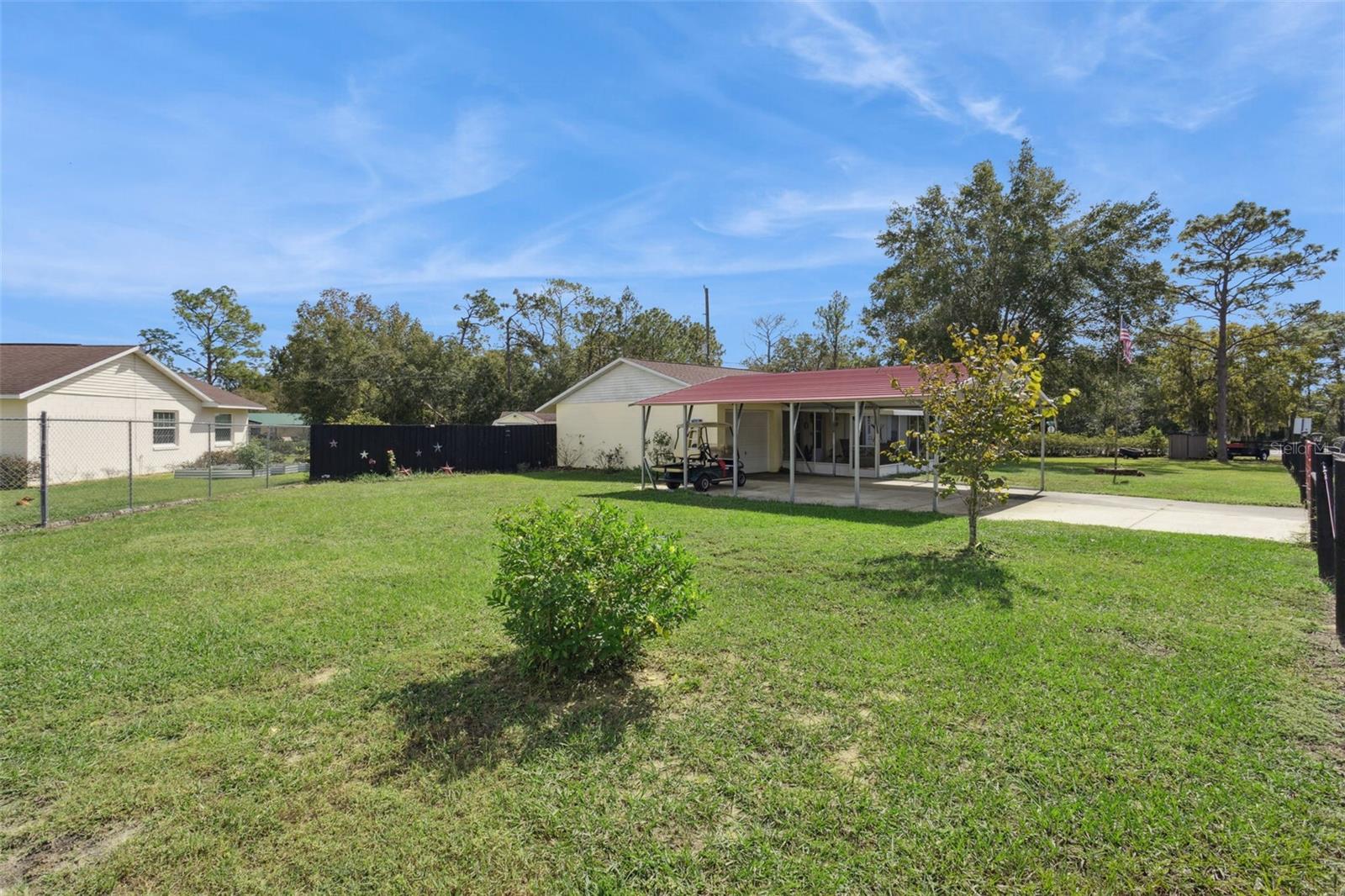 Image 21 of 40 For 40522 5th Avenue