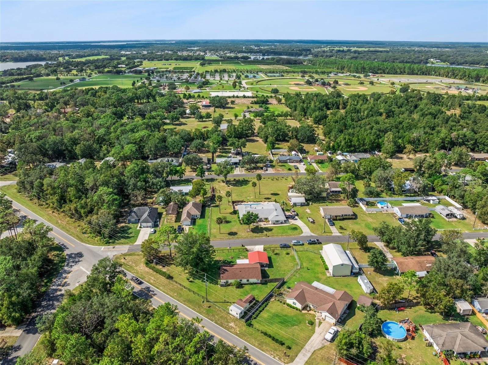 Image 28 of 40 For 40522 5th Avenue