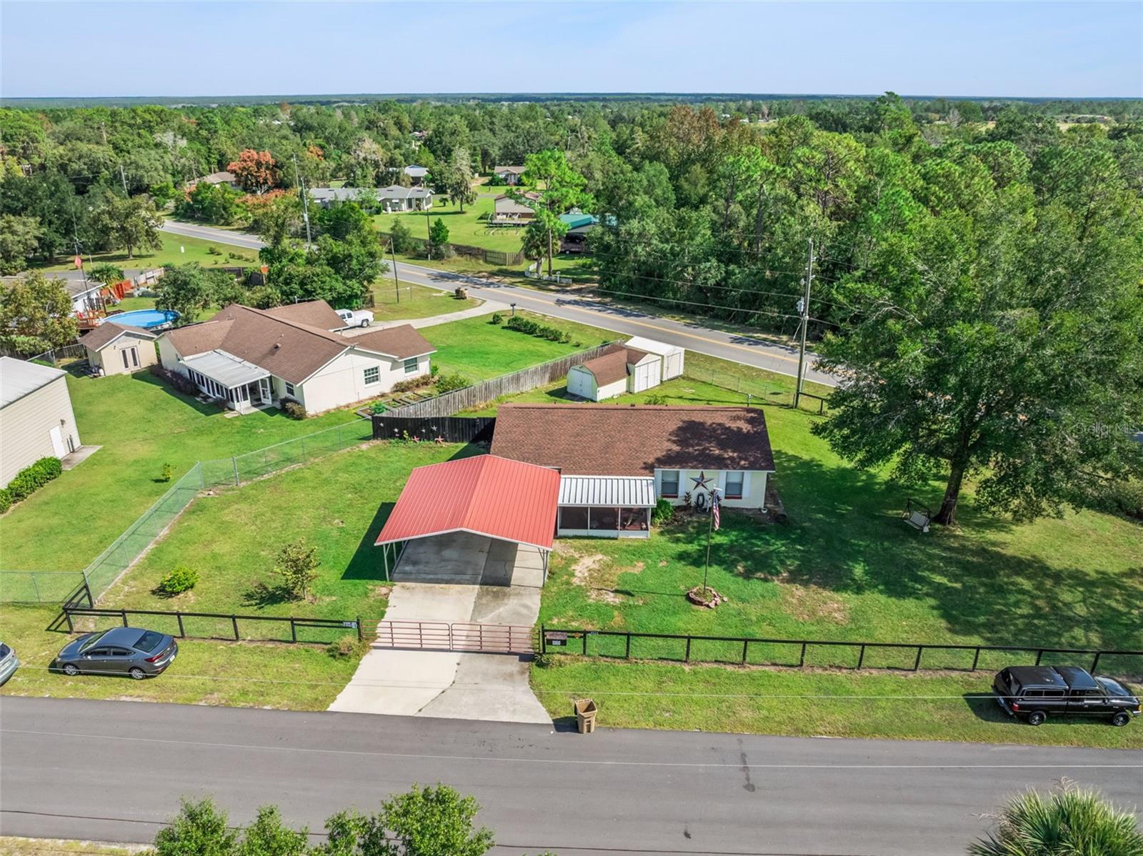 Image 37 of 40 For 40522 5th Avenue