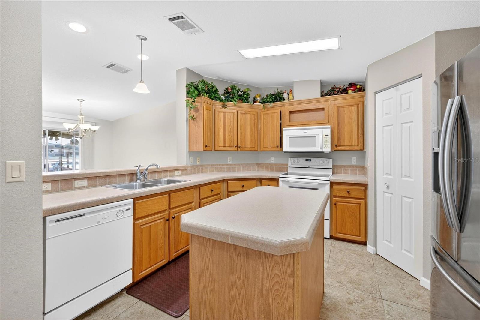 Image 26 of 71 For 56310 Redbud Road