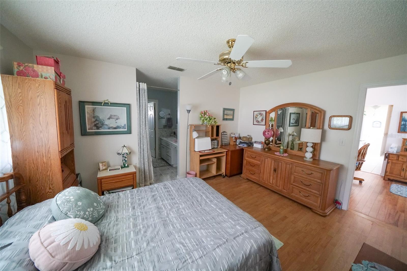 Image 12 of 40 For 17810 Se 108th Ct