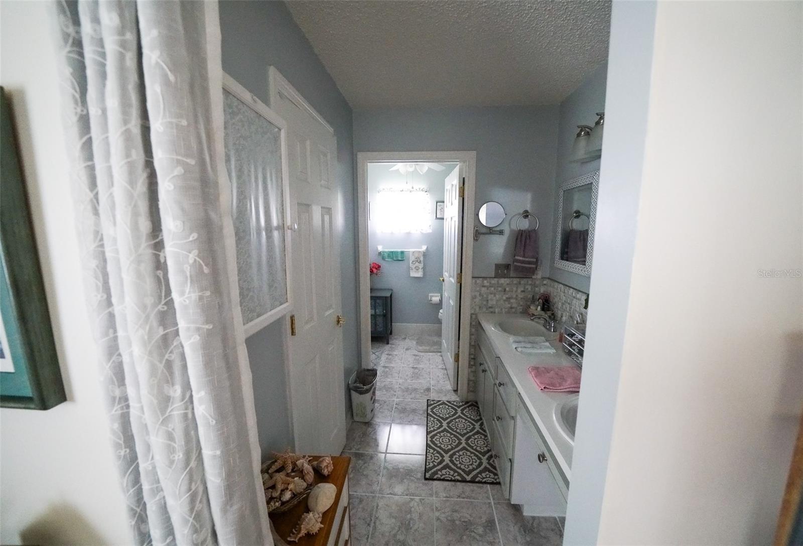 Image 13 of 40 For 17810 Se 108th Ct