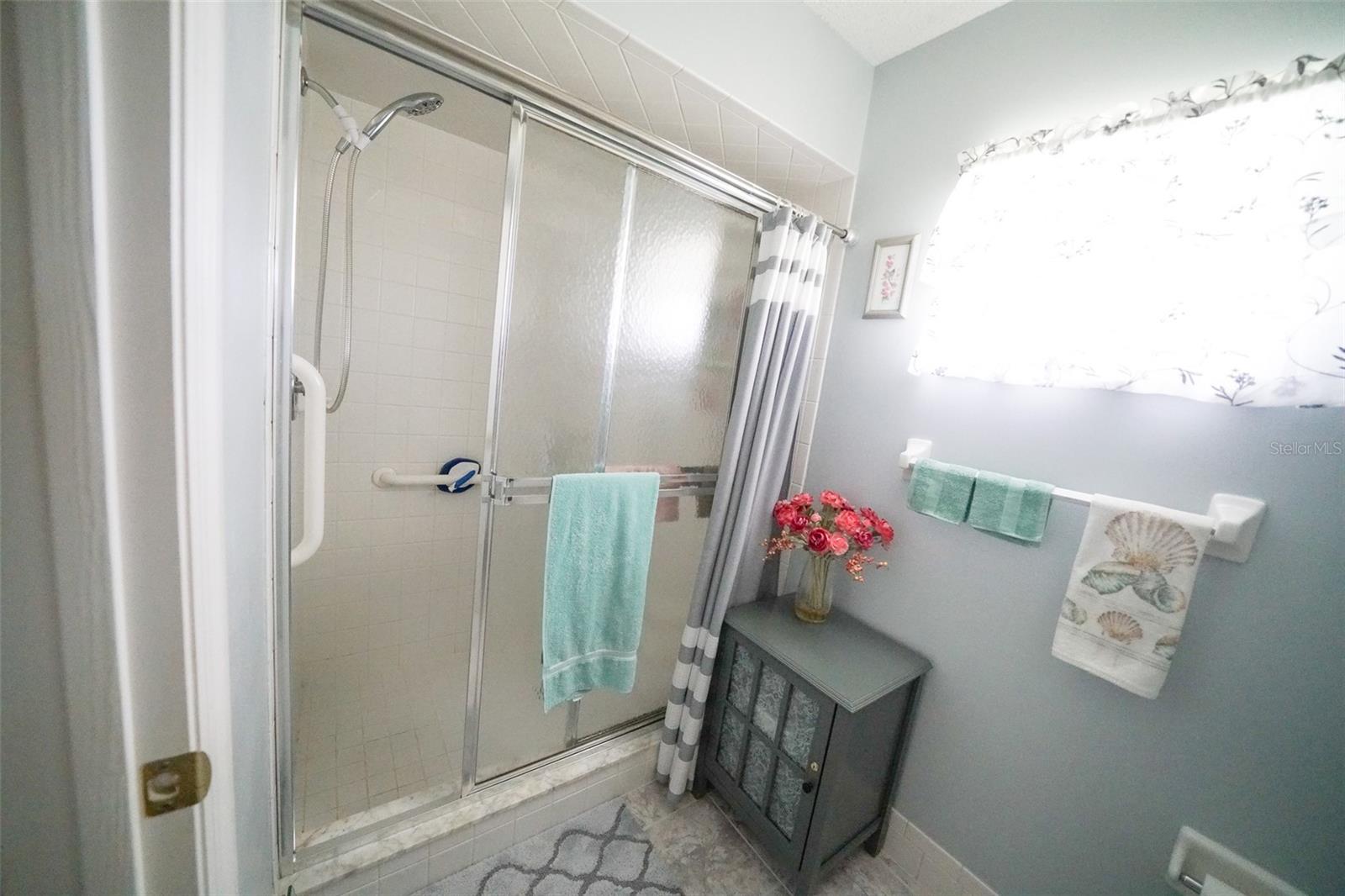 Image 15 of 40 For 17810 Se 108th Ct