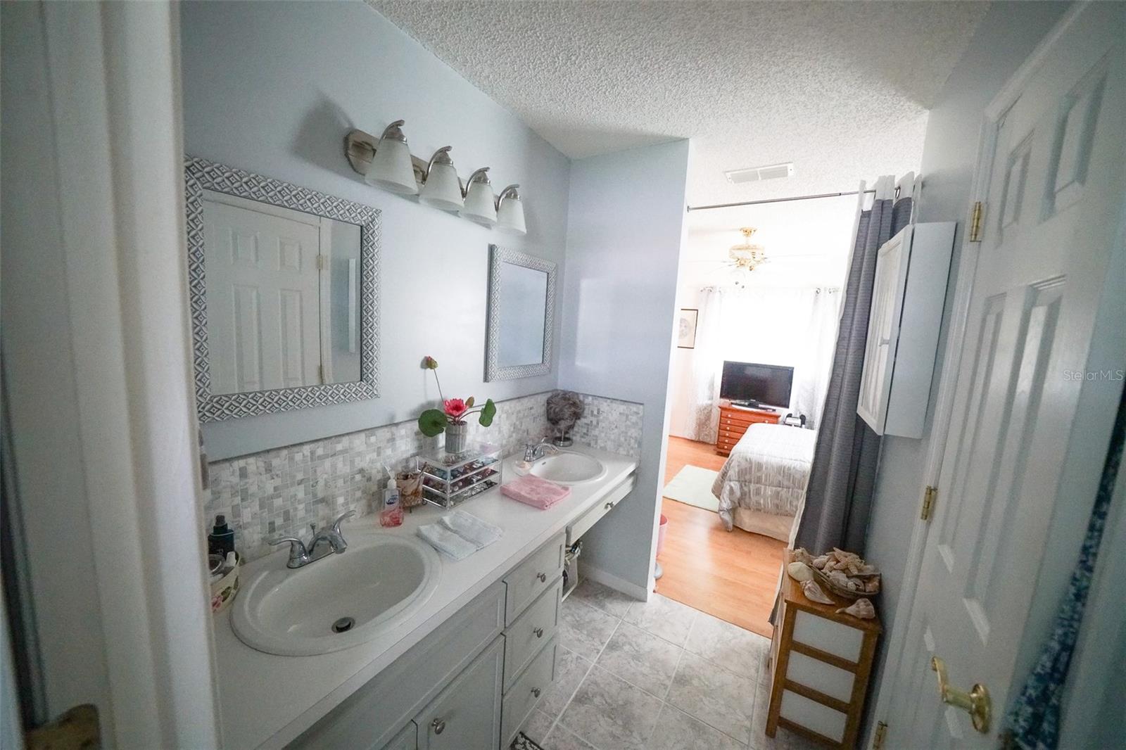 Image 16 of 40 For 17810 Se 108th Ct