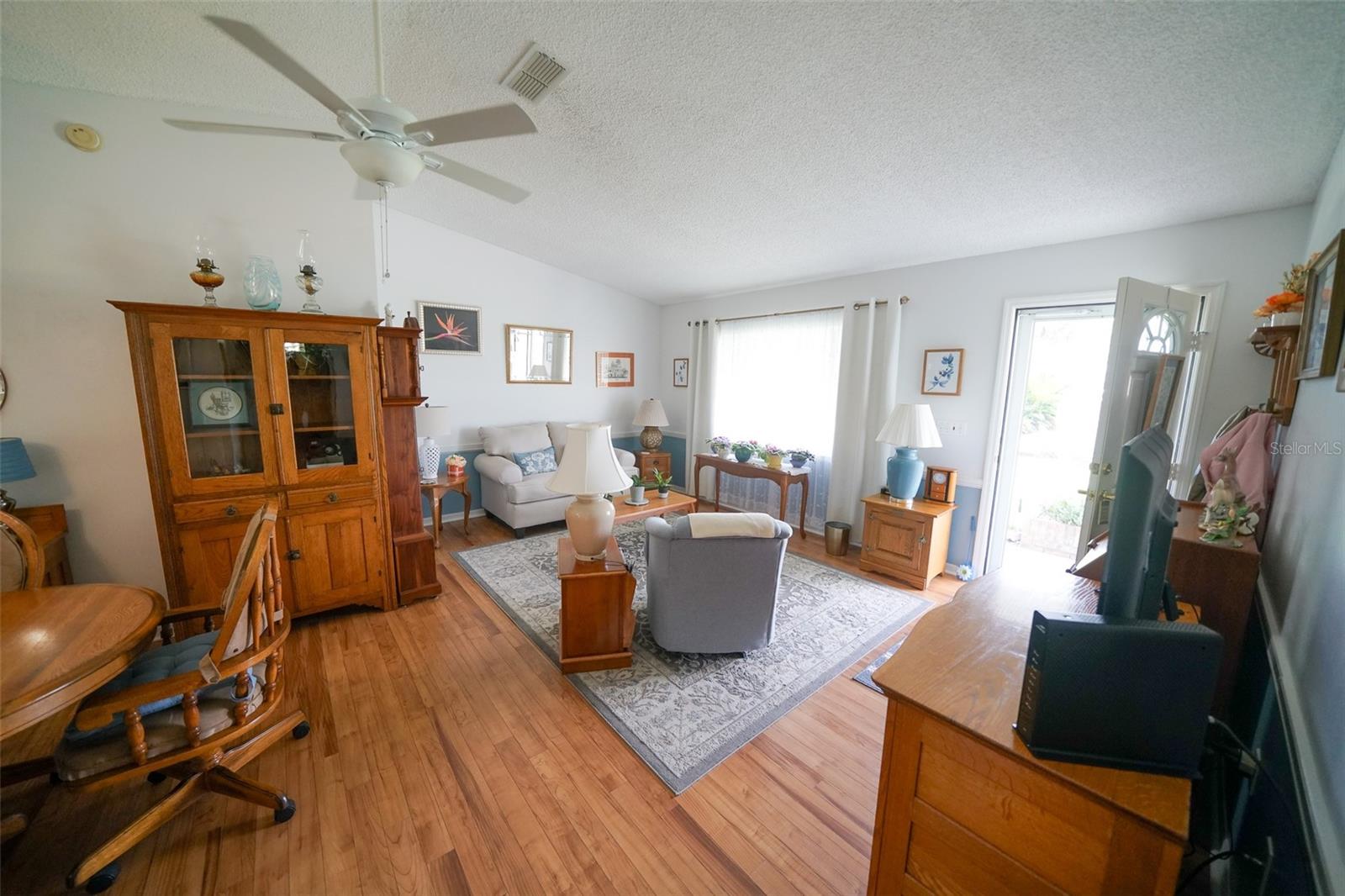 Image 8 of 40 For 17810 Se 108th Ct