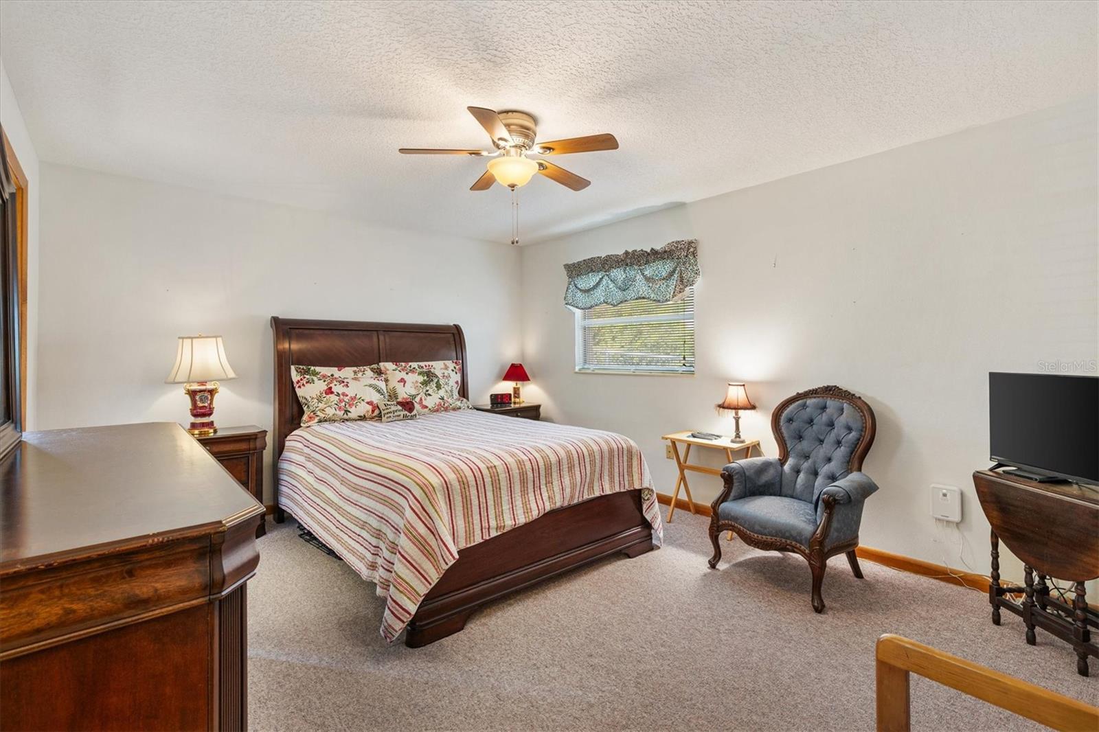 Image 31 of 43 For 907 Shore Drive