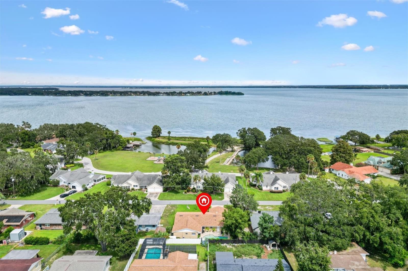 Image 40 of 43 For 907 Shore Drive