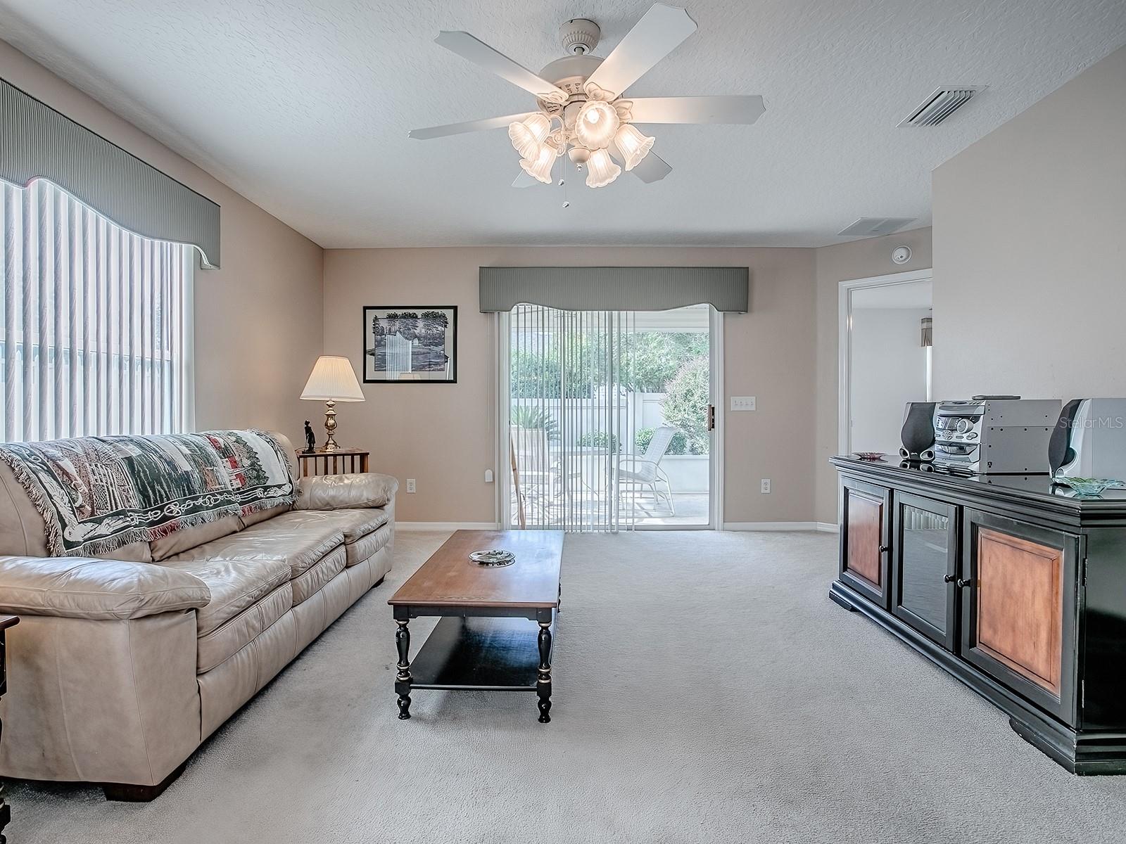 Image 12 of 51 For 7574 171st Sun Valley Place