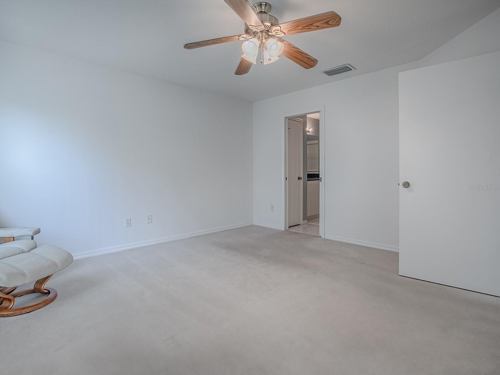 Image 23 of 51 For 7574 171st Sun Valley Place