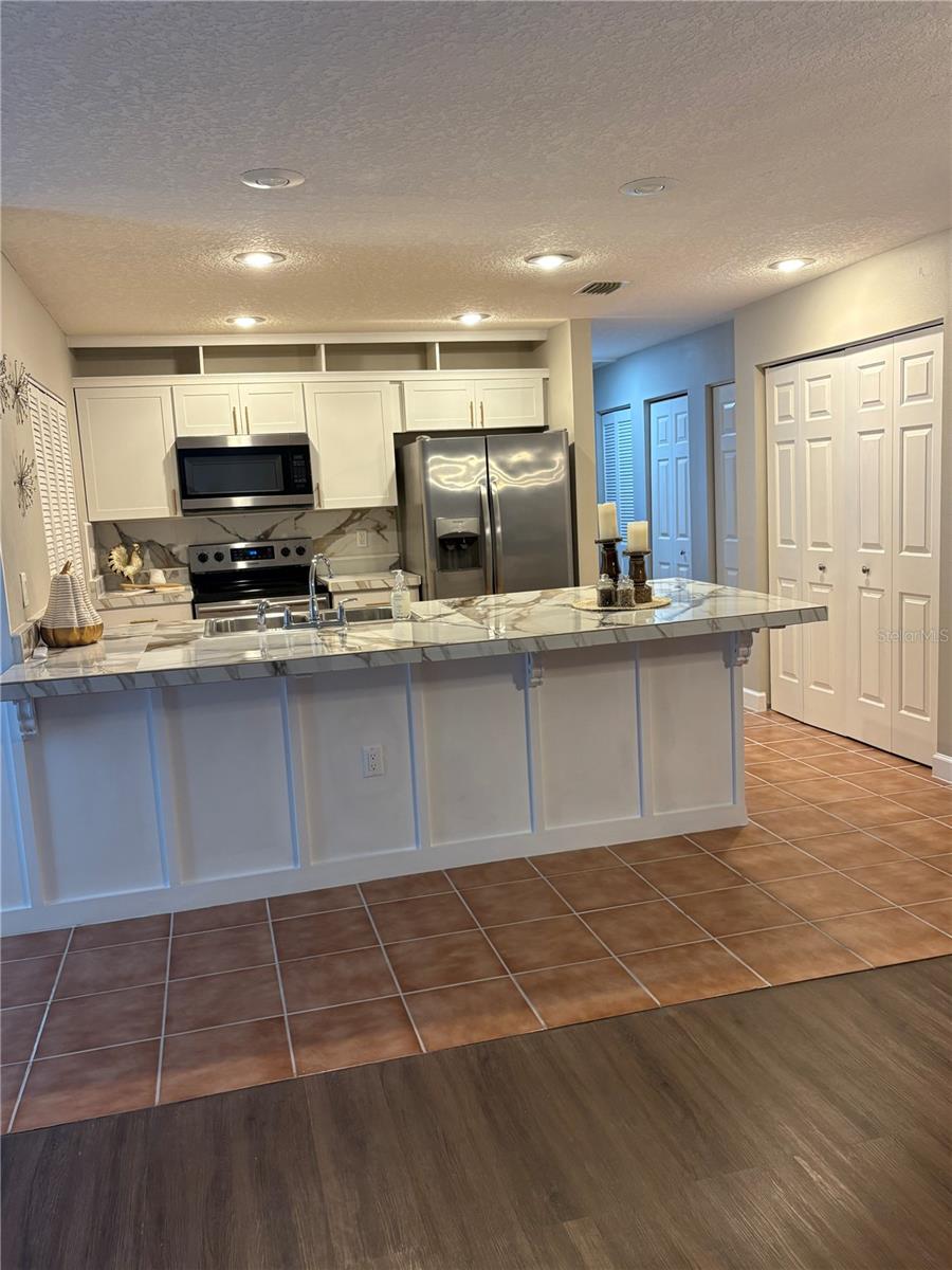 Image 4 of 27 For 2954 Peach Street
