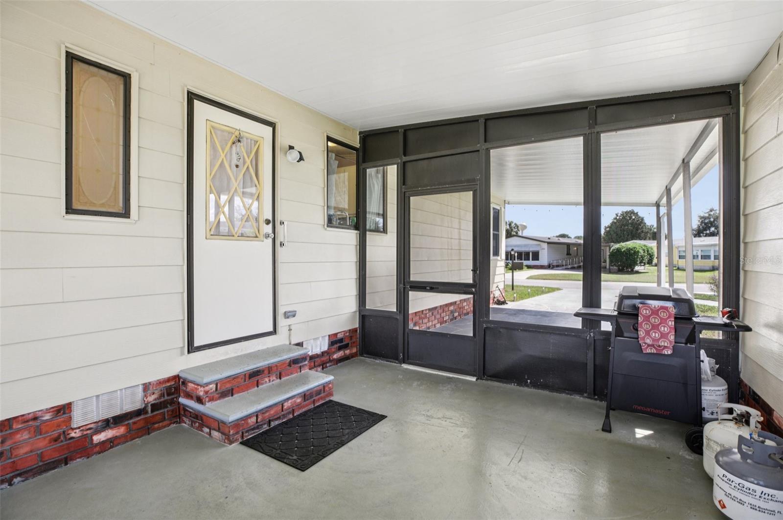 Image 4 of 31 For 1707 Lilly Lane