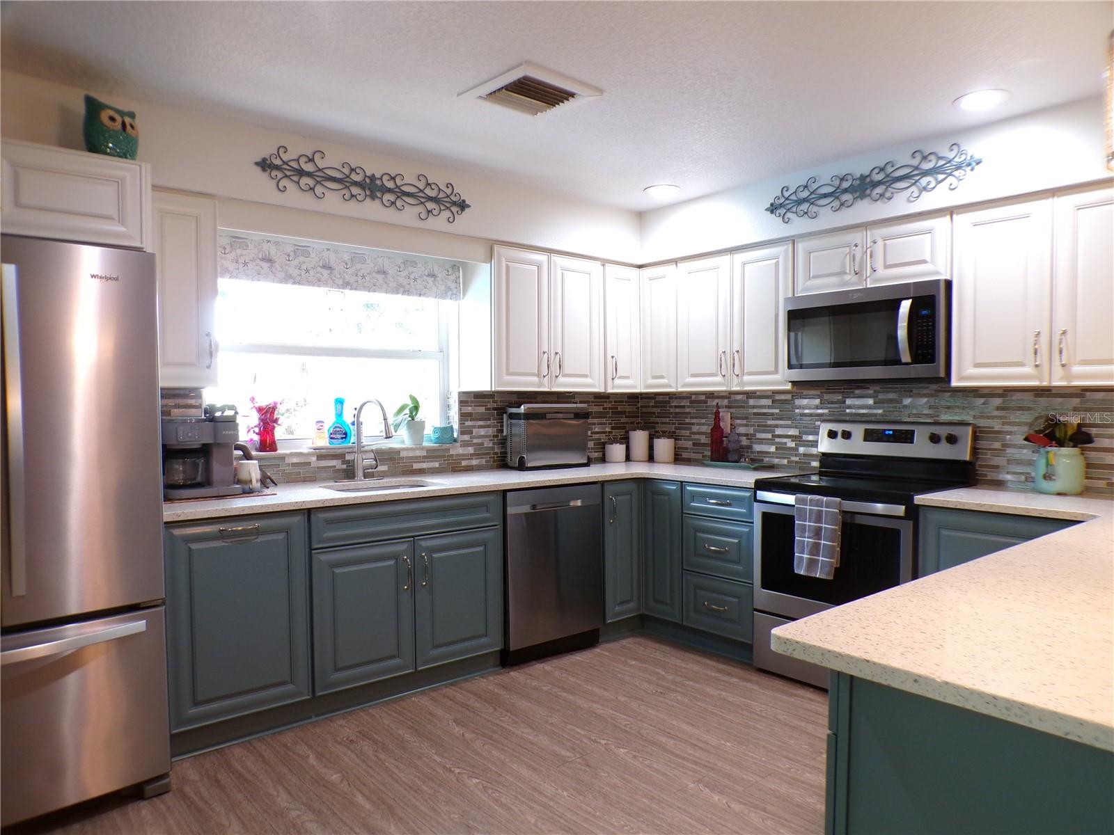 Image 12 of 82 For 11418 Cypress Drive