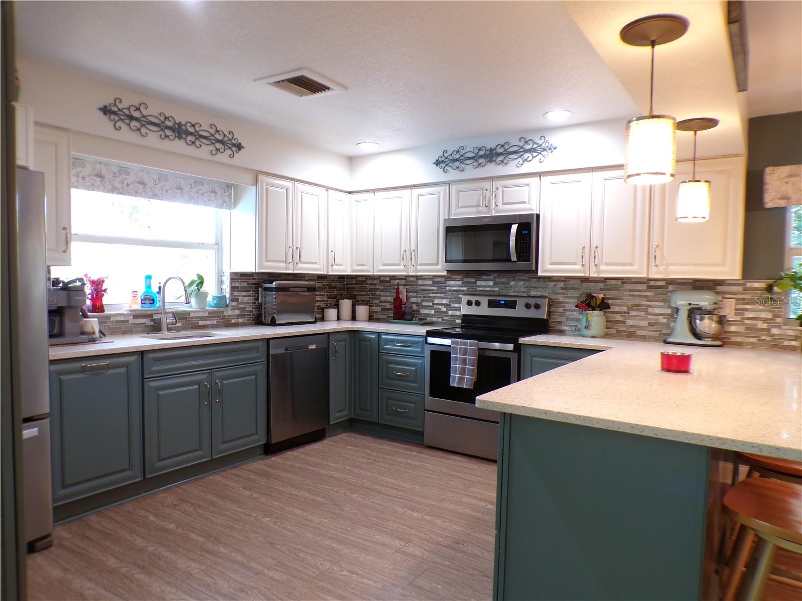 Image 15 of 82 For 11418 Cypress Drive