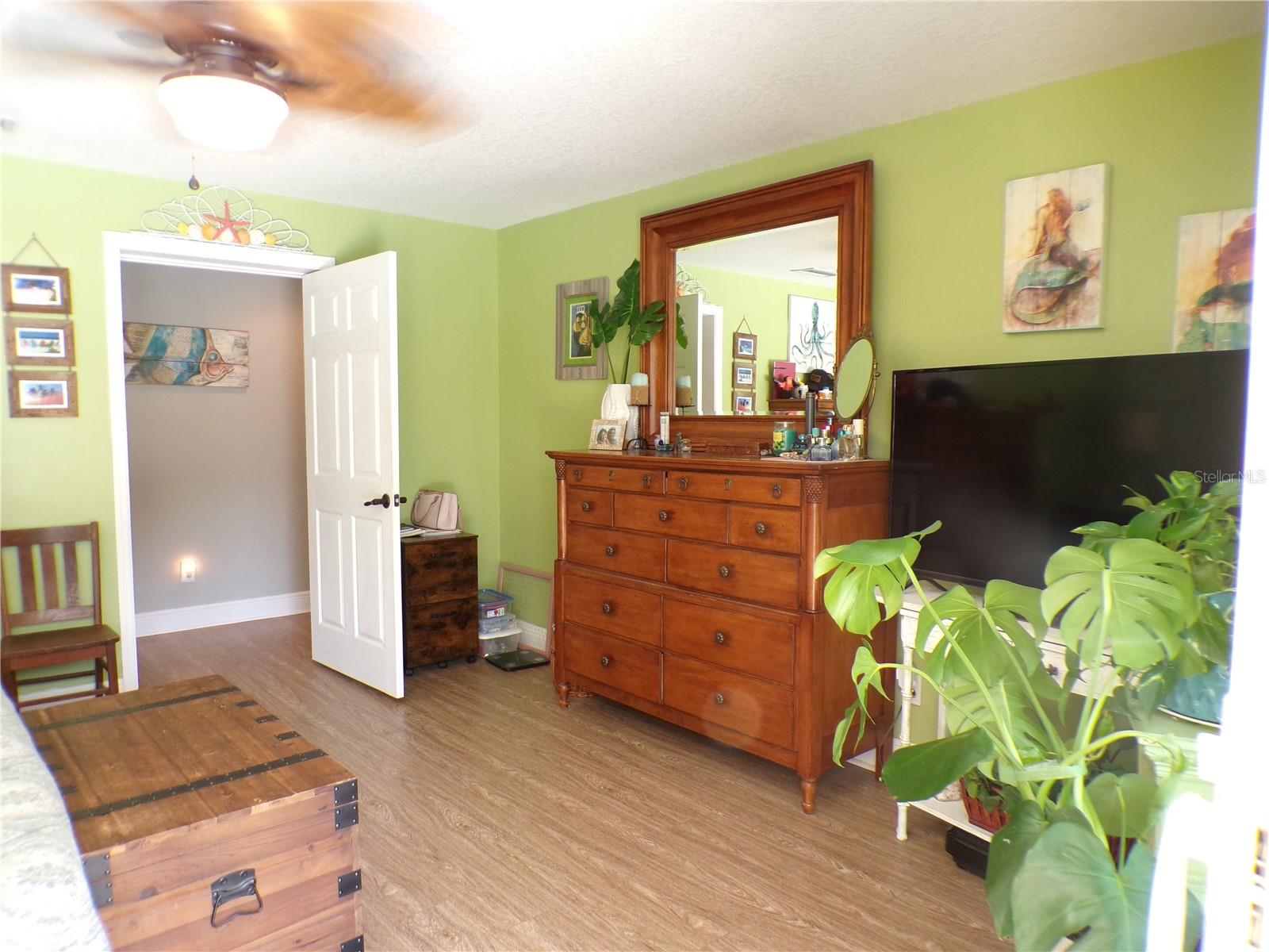 Image 27 of 82 For 11418 Cypress Drive